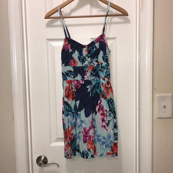Express Dresses & Skirts - Floral print Express dress